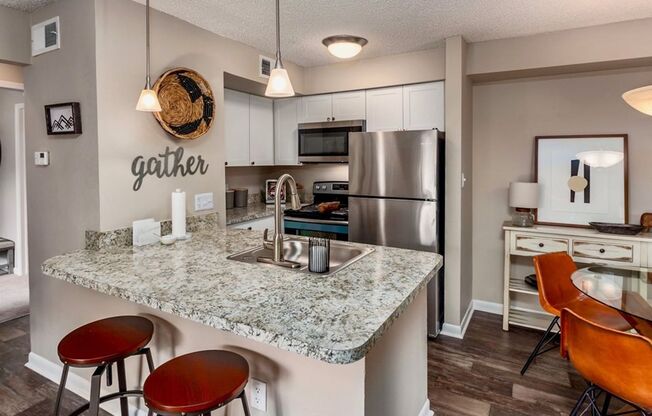 3 beds, 2 baths, 1,300 sqft, $1,979, Unit 7517-201