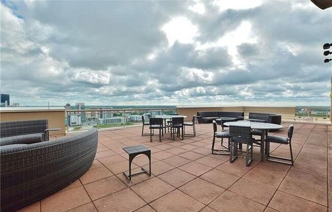 1 bed, 1 bath, $1,899, Unit Unit 905