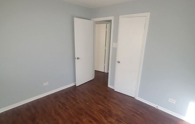 3 beds, 1 bath, $2,250