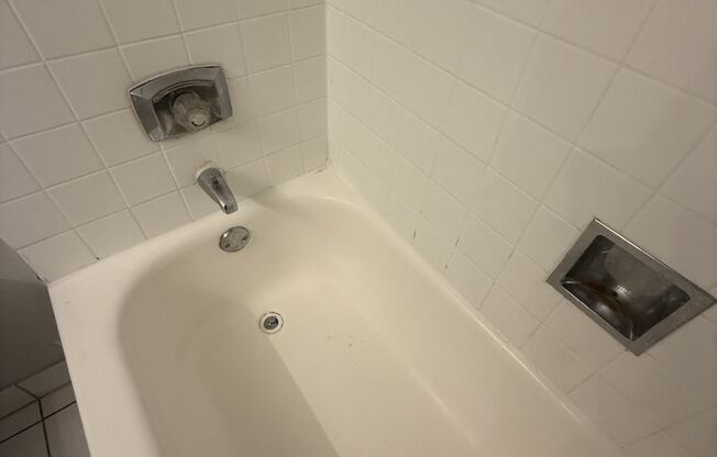 Studio, 1 bath, 611 sqft, $1,993, Unit 3104