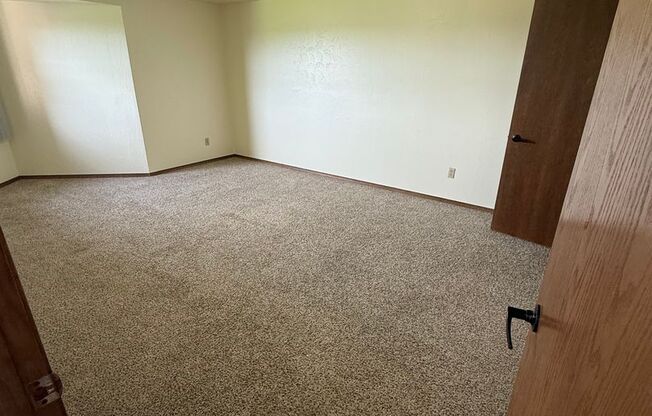 2 beds, 2 baths, 1,034 sqft, $1,249, Unit 1901-047