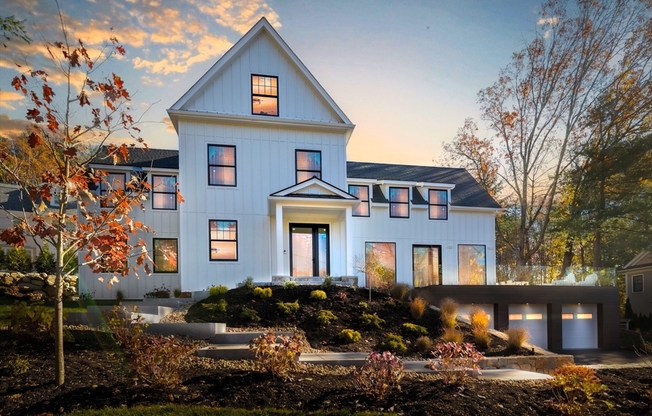 75 OUTLOOK DR