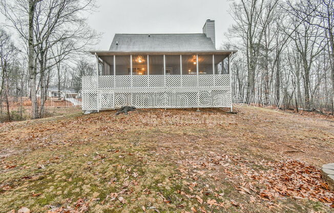 3 beds, 2 baths, 1,248 sqft, $1,750