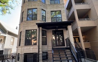 715 W ALDINE