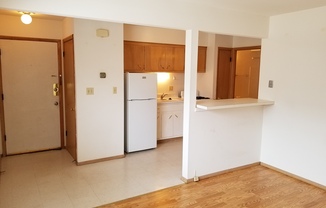 1657 Astor Terrace