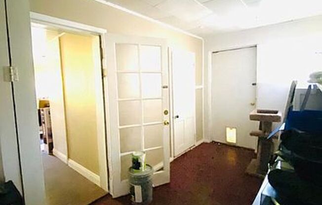 **Charming 2 Bedroom Home in Tempe – Available August 1**