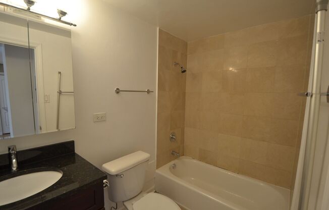 1 bed, 1 bath, 700 sqft, $1,950, Unit 418-1201