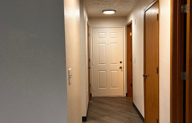 1 bed, 1 bath, 660 sqft, $1,250, Unit W - 043