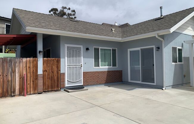FURNISHED 2+ 2 Cottage - Downtown Ventura