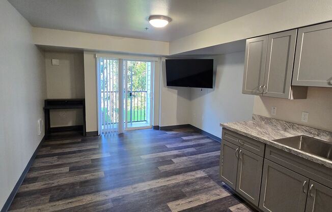 2 beds, 2 baths, 792 sqft, $1,795, Unit 309
