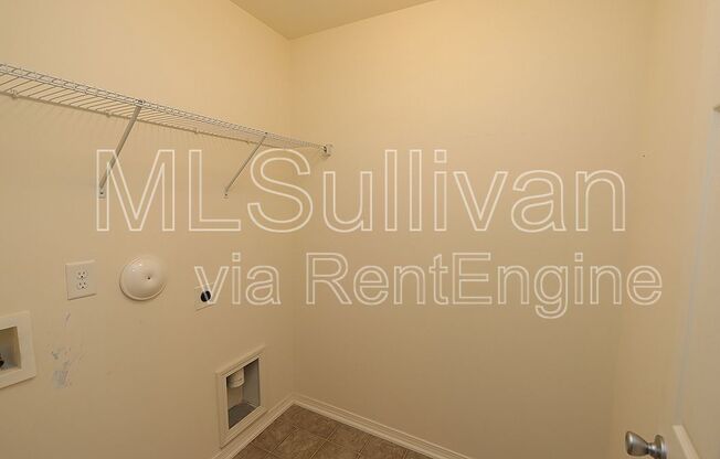 3 beds, 2.5 baths, 1,304 sqft, $1,760, Unit 105