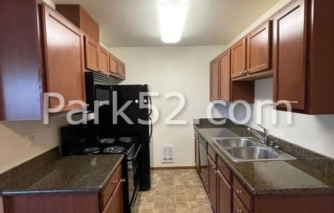 2 beds, 1 bath, $1,350