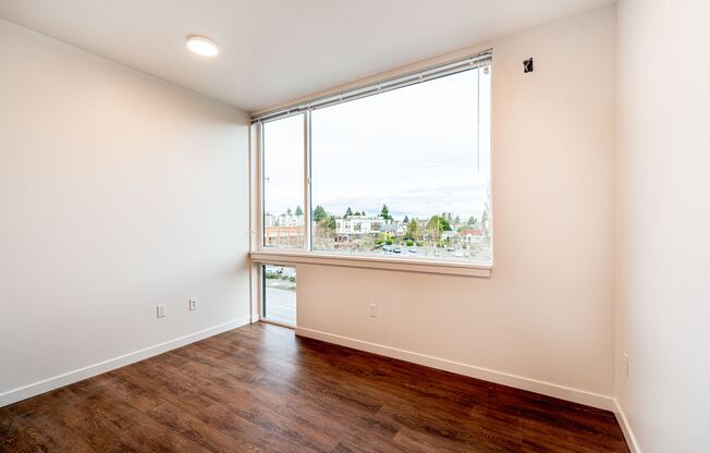 Studio, 1 bath, 229 sqft, $945, Unit 016
