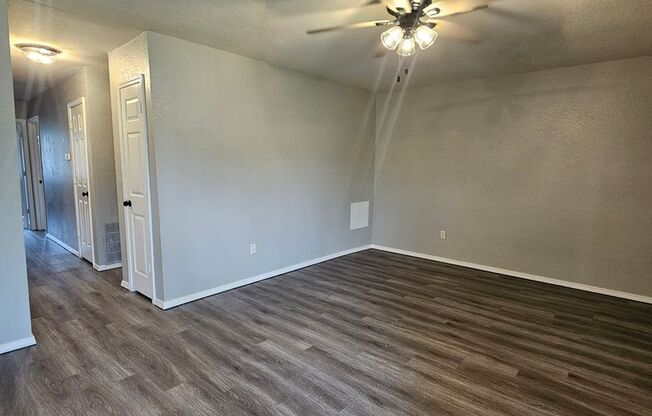 3 beds, 2 baths, 1,200 sqft, $1,450, Unit 518