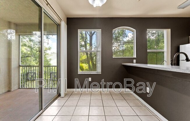 5039 SUNRIDGE PALMS DR