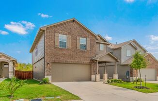 Large Open Floor Plan, Ready For Immediate Move In!!!