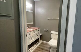 Studio, 1 bath, $800, Unit 53