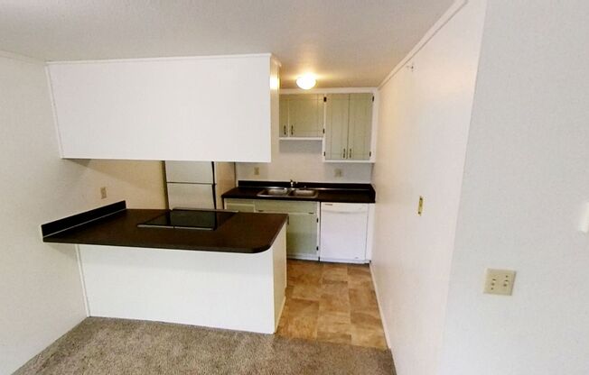 1 bed, 1 bath, 656 sqft, $1,545, Unit 2