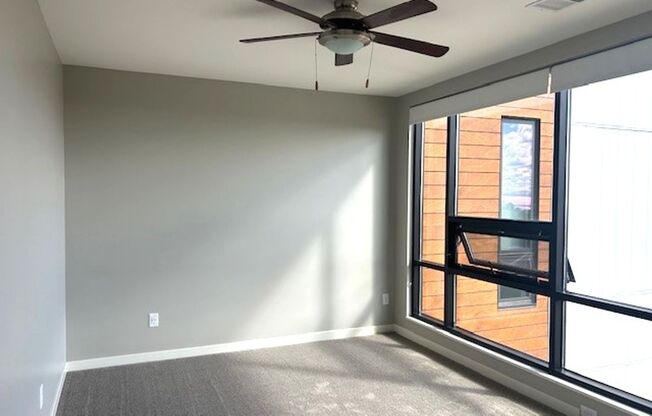 1 bed, 1 bath, 748 sqft, $1,500, Unit 415