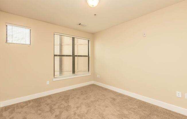 1 bed, 1 bath, 943 sqft, $1,479