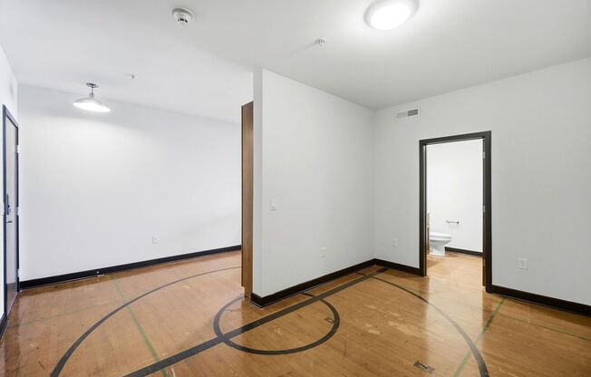 1 bed, 1.5 baths, 1,192 sqft, $1,989, Unit 508