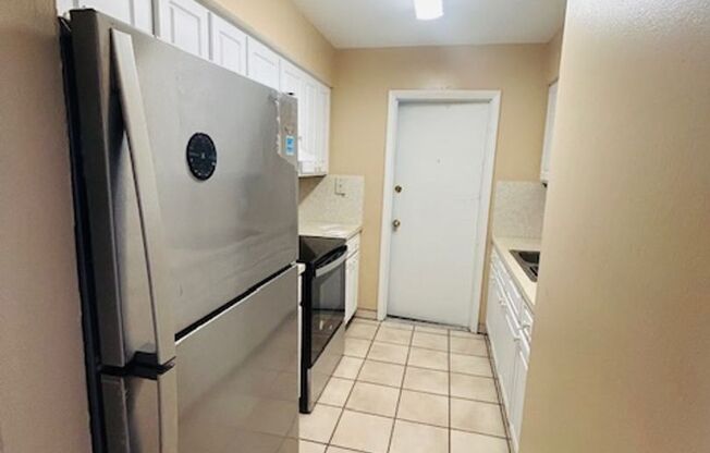 1 bed, 1 bath, $1,250