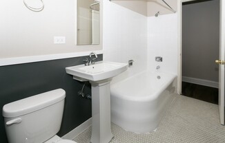 1642 E 56 ST
