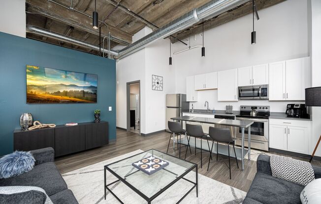 Studio, 1 bath, 605 sqft, $1,230, Unit 301