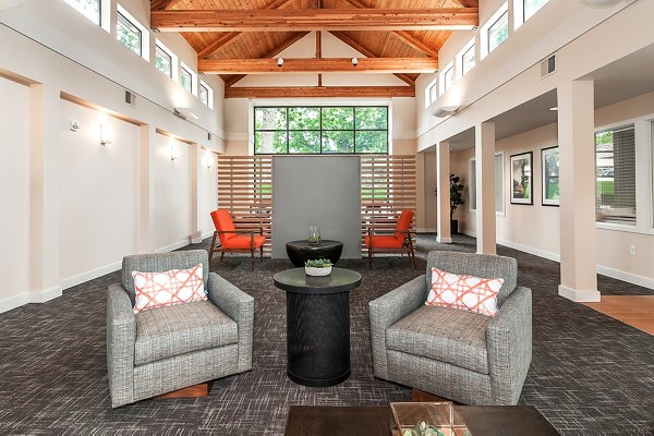 Parkridge Apartments in Lake Oswego