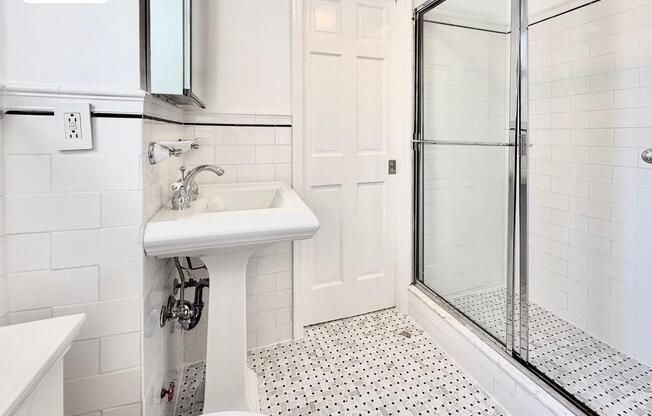 5 beds, 4.5 baths, 3,028 sqft, $24,750, Unit 10BC
