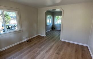 2 beds, 1 bath, $1,000