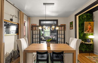 860 W 181 ST