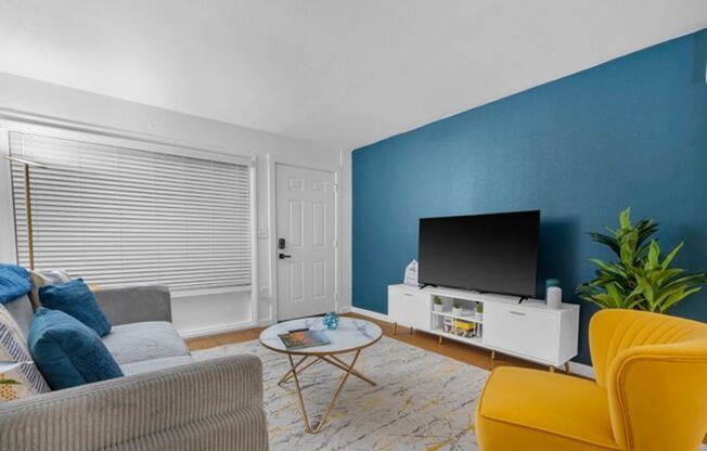 2 beds, 1 bath, 850 sqft, $1,750, Unit 12