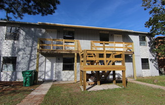 Great 2 Bedroom Unit in Fort Walton Beach!