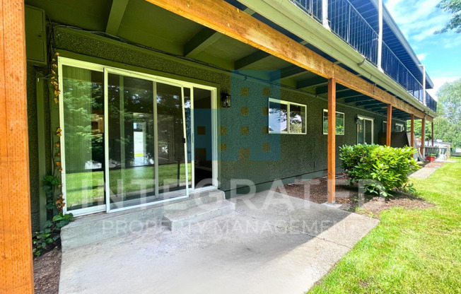 2 beds, 1 bath, 750 sqft, $1,900, Unit Unit #37