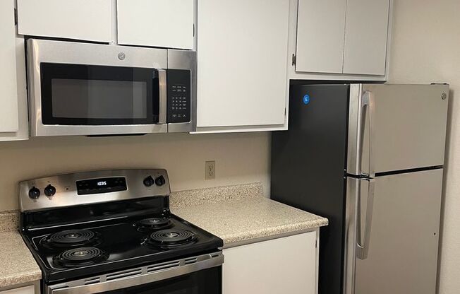 1 bed, 1 bath, 672 sqft, $1,545, Unit 09F