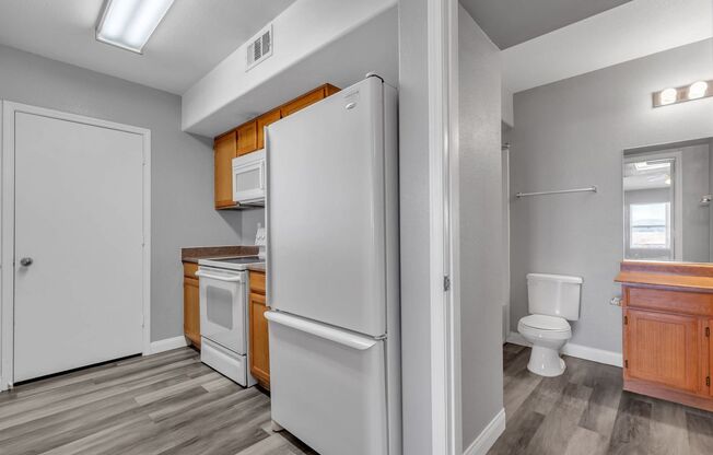2 beds, 2 baths, $1,500, Unit # 2007
