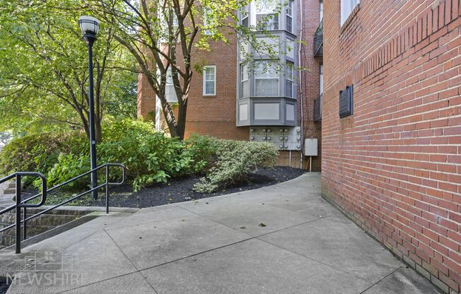 1 bed, 1 bath, 600 sqft, $895, Unit 305- Income Restricted 80% AMI