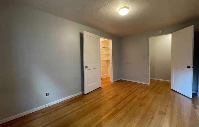 1 bed, 1 bath, 450 sqft, $1,250, Unit 209
