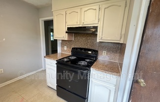 1527 N MARQUE ANN DR