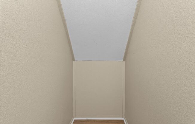 1 bed, 1 bath, 600 sqft, $799, Unit Apt 719