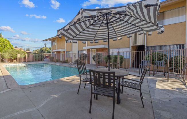 2 beds, 1 bath, 792 sqft, $1,350, Unit 82504