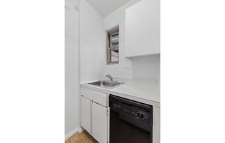 Studio, 1 bath, 396 sqft, $3,600, Unit 1H