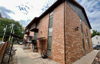 Pre-Leasing Now! Modern 2 Bed, 1 Bath – Centrally Located!