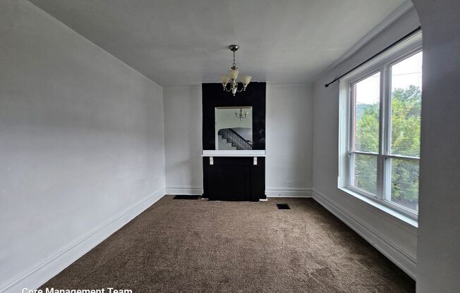 3 beds, 1 bath, $1,425