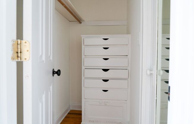 Studio, 1 bath, 245 sqft, $1,225, Unit 4545-310