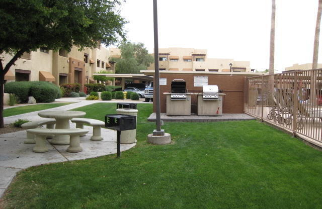 2 beds, 2 baths, $1,370