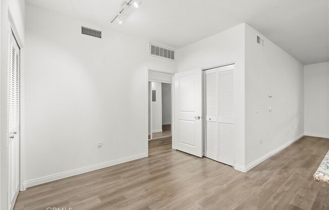 2 beds, 2 baths, 1,042 sqft, $3,200, Unit 159