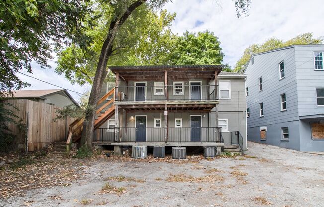 4327-4329 The Paseo
