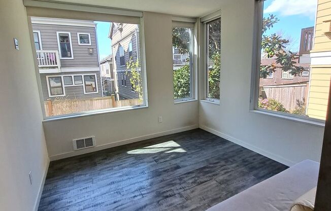 Studio, 1 bath, 231 sqft, $1,260, Unit 213